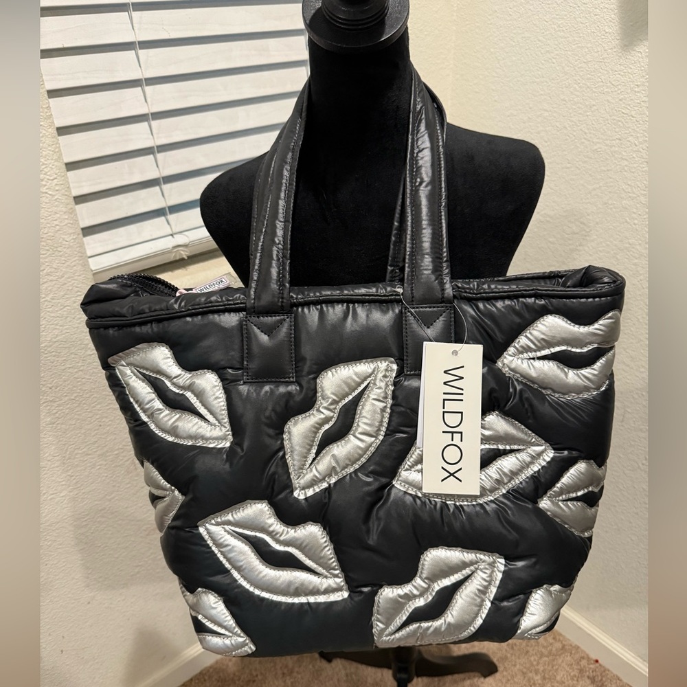 Wildfox large puffy lips‎ tote bag